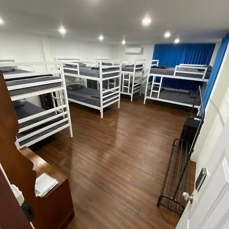 Happy Home Hostel Bangkok Exterior photo